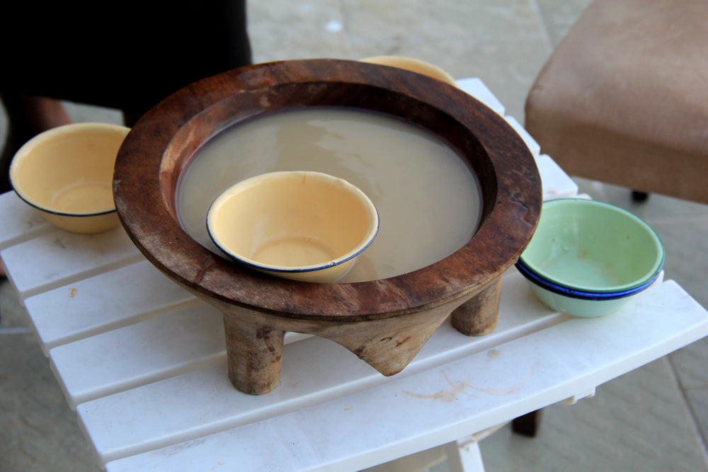 Kava and tanoa with cups